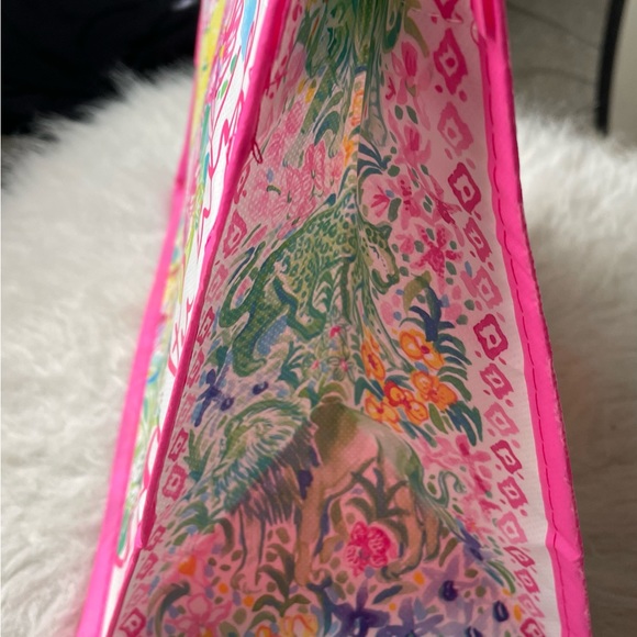 Two Lily Pulitzer Shopper Bags - Picture 4 of 6